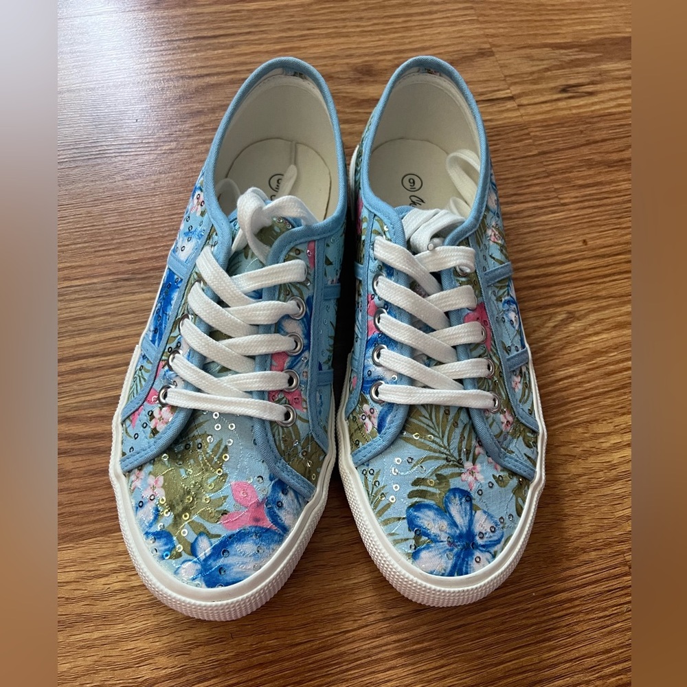 Blue floral sequin sneakers by Charlie Paige